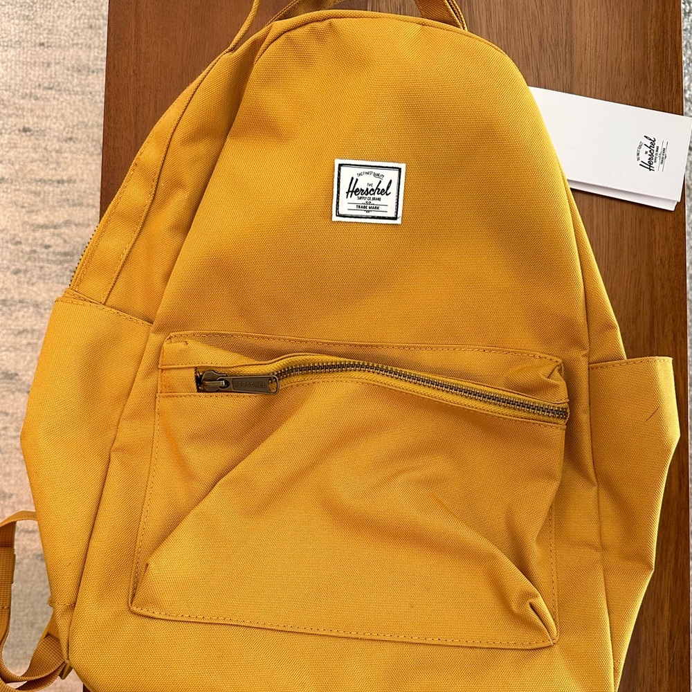 Herschel back pack yellow